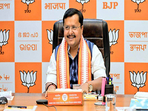 the-bjp-president-to-wait-for-the-formation-of-new-team-